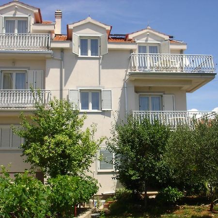 Apartments Gardijan Водице Екстериор снимка
