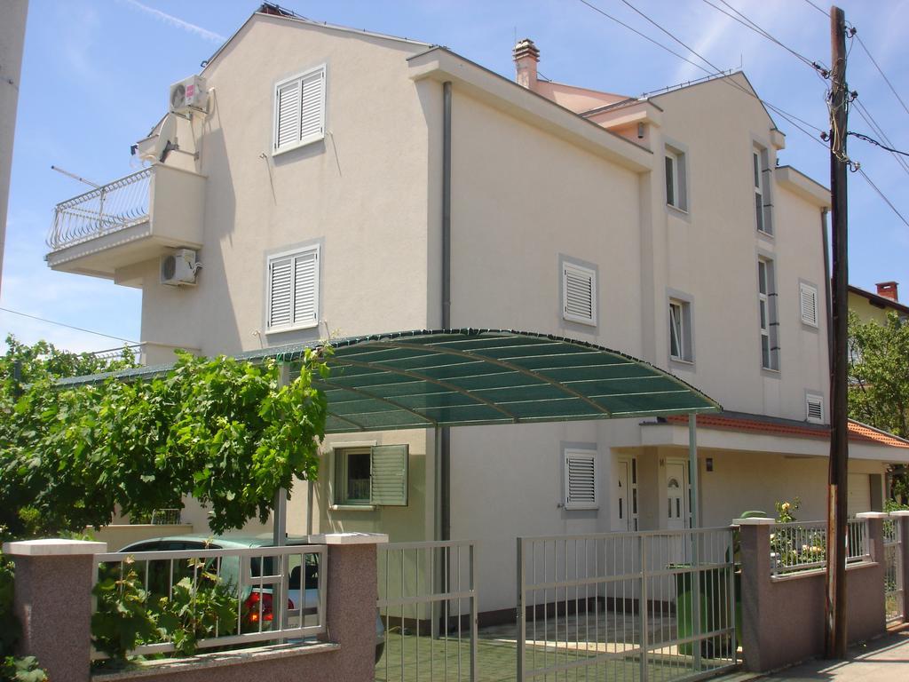 Apartments Gardijan Водице Екстериор снимка
