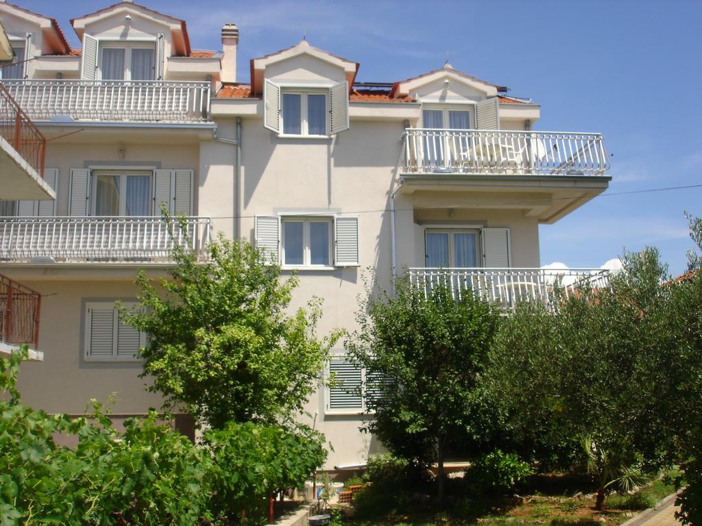 Apartments Gardijan Водице Екстериор снимка